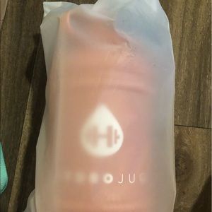 Blush Hydrojug